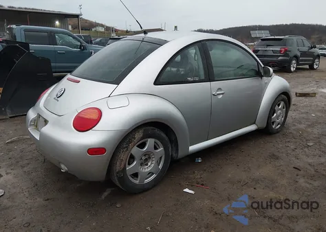 2001 Volkswagen New Beetle Gls 1.8L Turbo z USA, uszkodzony, nr VIN 3VWCD21C41M409040